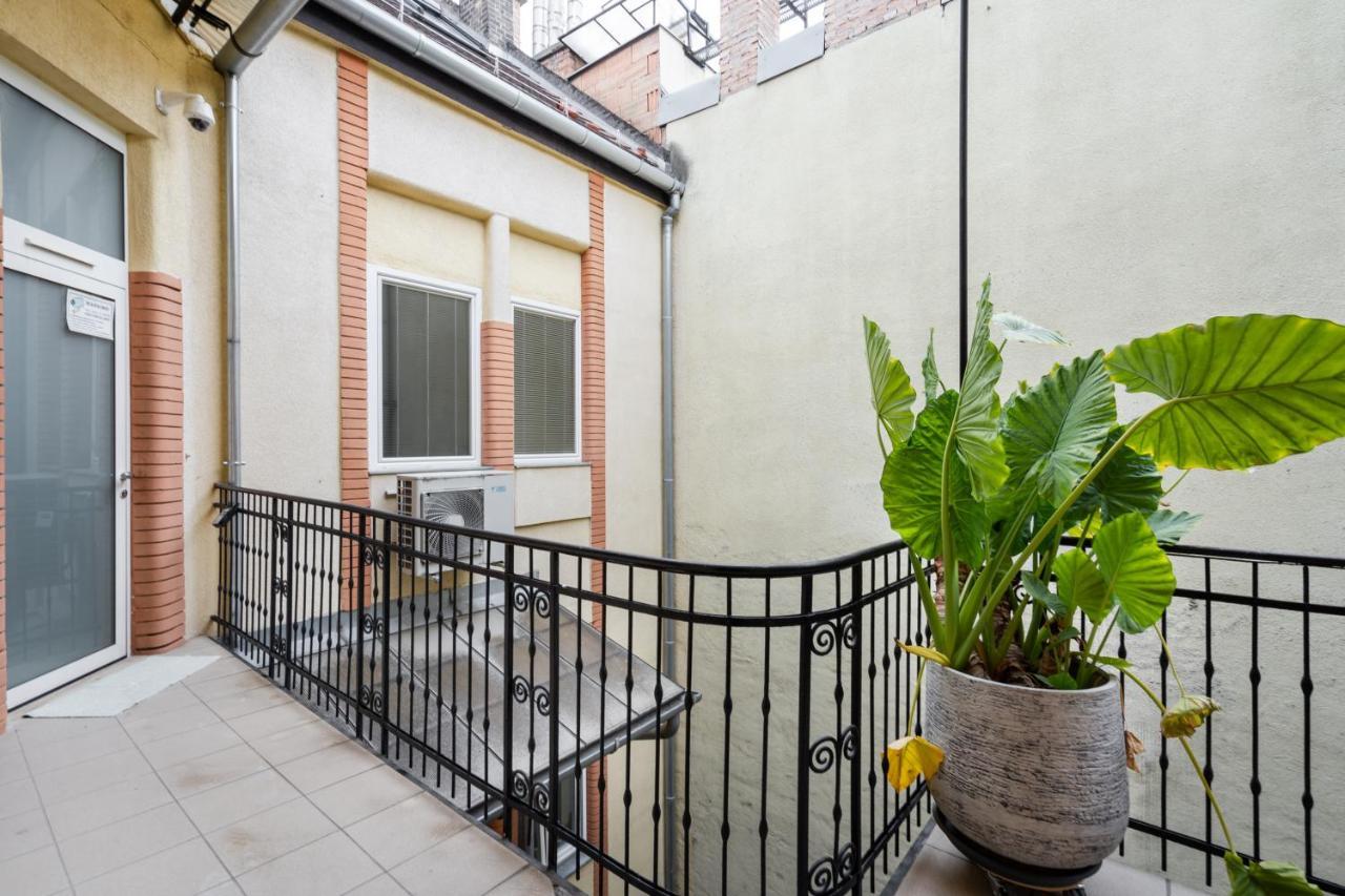 Basilika Monnalisa Luxury 3 Bedrooms Apartment With Amazing View Need Reservation X Free Parking ブダペスト エクステリア 写真